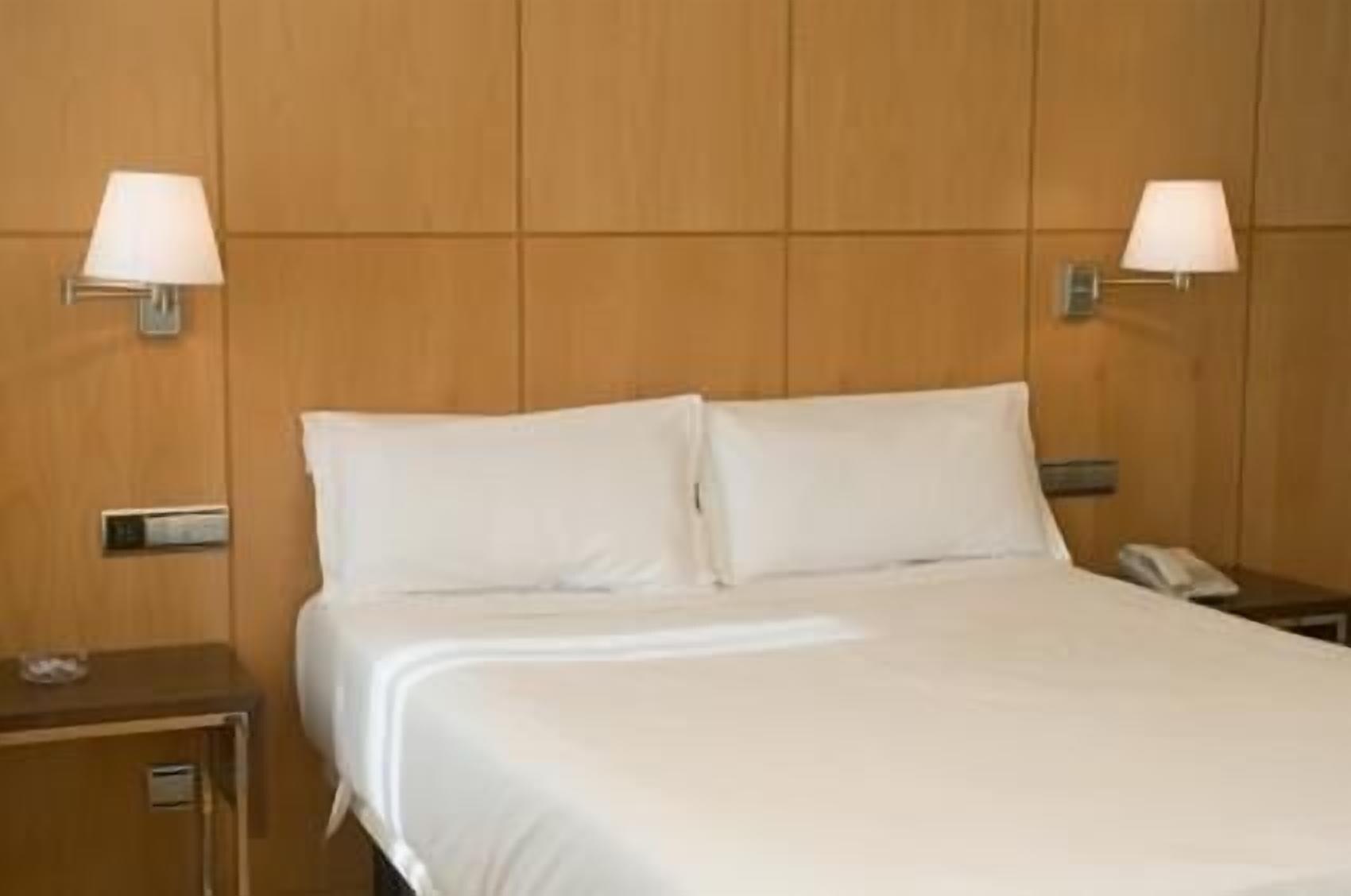 Hotel Feria Valladolid Eksteriør bilde